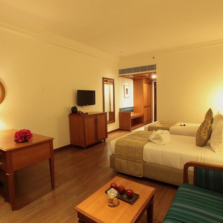 Monsoon Empress Kochi Hotell Eksteriør bilde