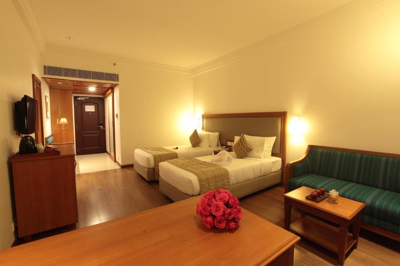 Monsoon Empress Kochi Hotell Eksteriør bilde